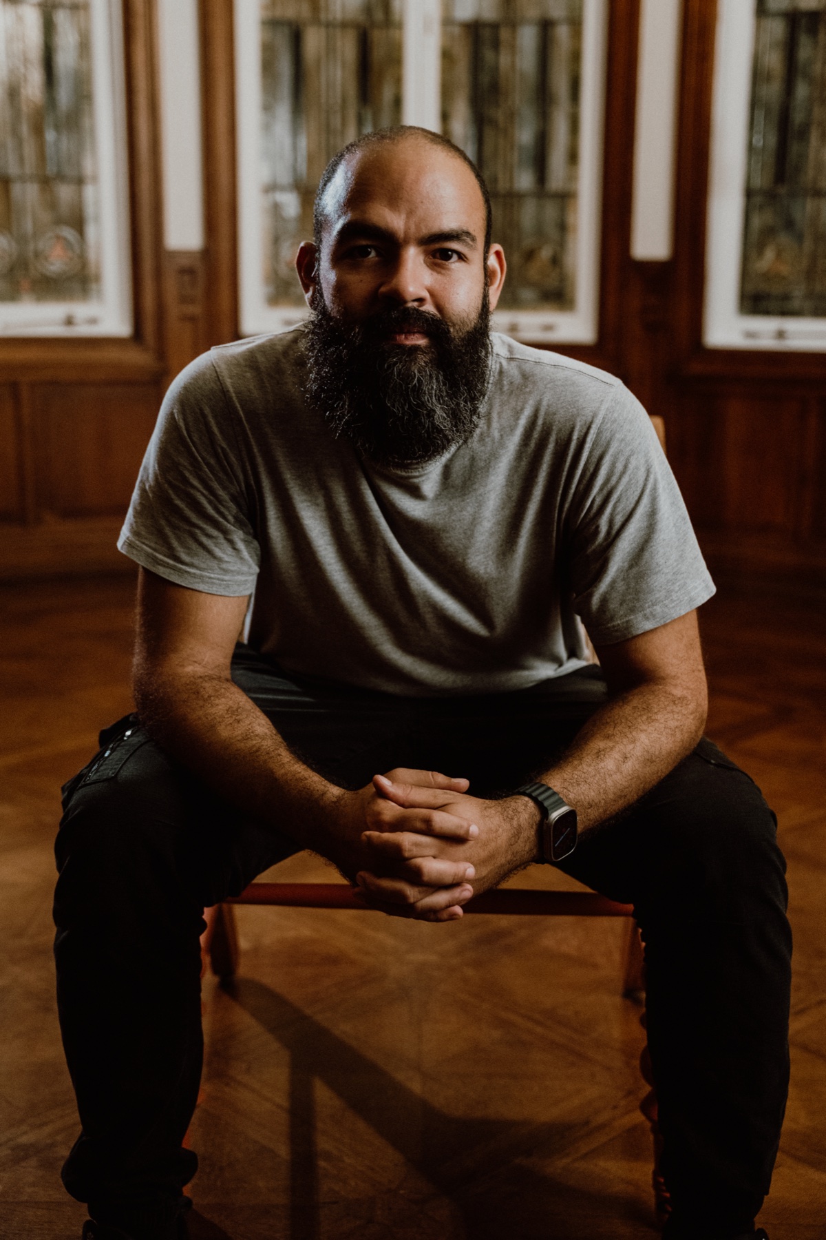 Marco Tato Vargas seated for a portrait